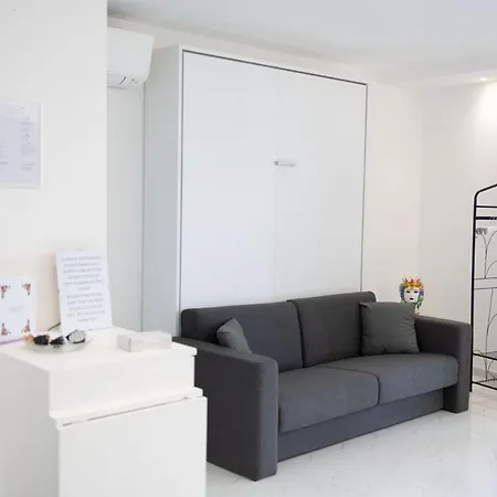 度假居 U Scrusciu D'u Mari Luxury *